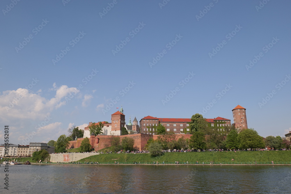 Fototapeta premium Wawel Castle (architectural complex). In the past it was the residence of the Polish kings. Now - the main tourist attraction, a symbol of Krakow and Poland.