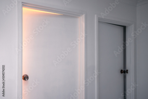 Принти на полотні minimalist architecture or metaphor of choosing between two alternative options,