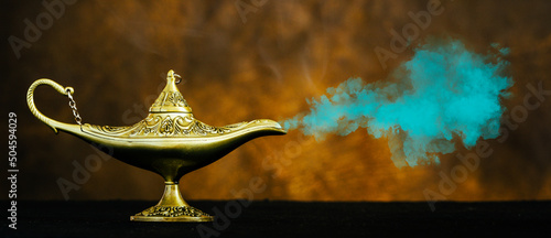 Billede på lærred Wish lamp, the lamp from which the genie emerges