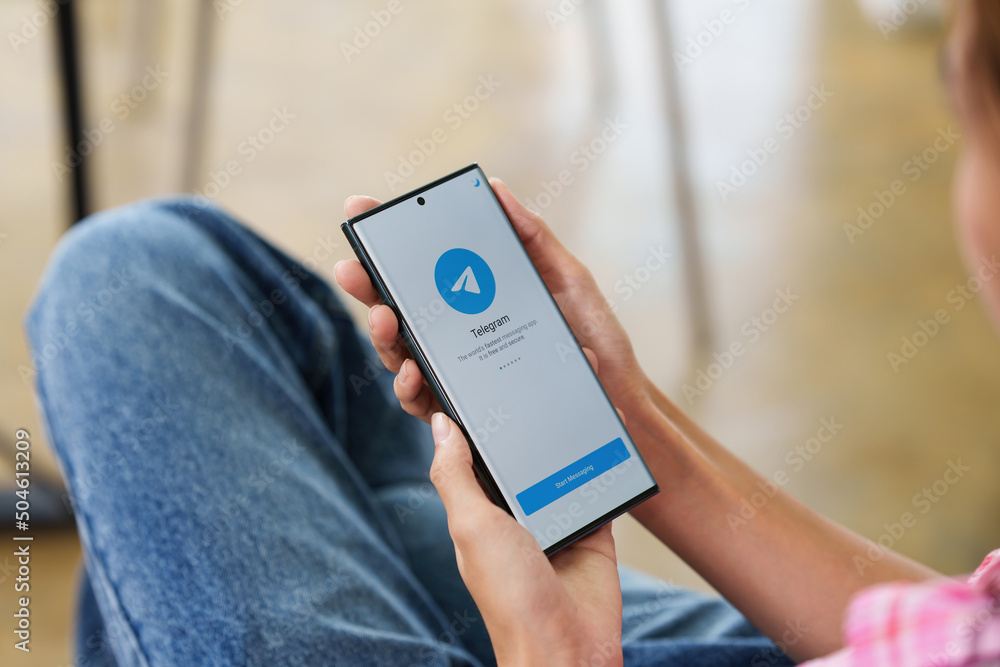 APPLICATION TELEGRAM APPLE STORE visual data 2