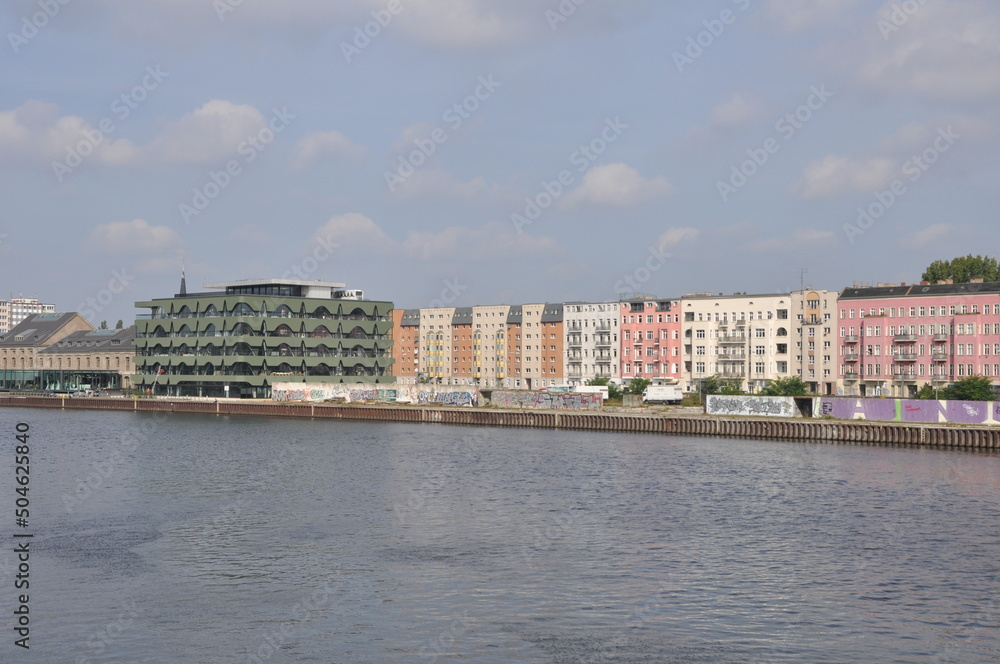 Panoramica del rio Spree en Berlin 