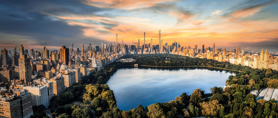 Canvas schilderij Central Park Zonnige dag in Central Park  © Larry Gibson