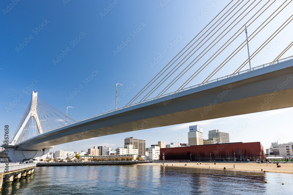 Obraz premium (青森県ー風景)青森ベイブリッジ下から見る風景3