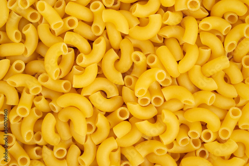 Papier peint Italian pasta coquillette background. Top view.