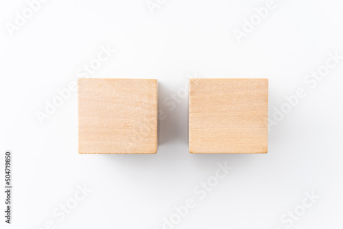 Fototapeta Naklejka Na Ścianę i Meble -  wood cube isolated on white background