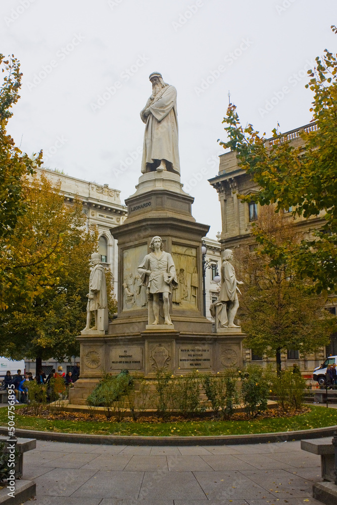 Monument to Leonardo Da Vinci at Piazza della Scala in Milan