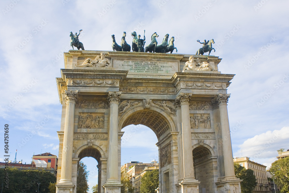Arch of Peace (Arco della Pace) in Sempione Park in Milan	