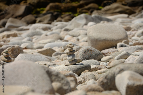 Cairns - monticule de pierres Bretagne © Anthony SEJOURNE