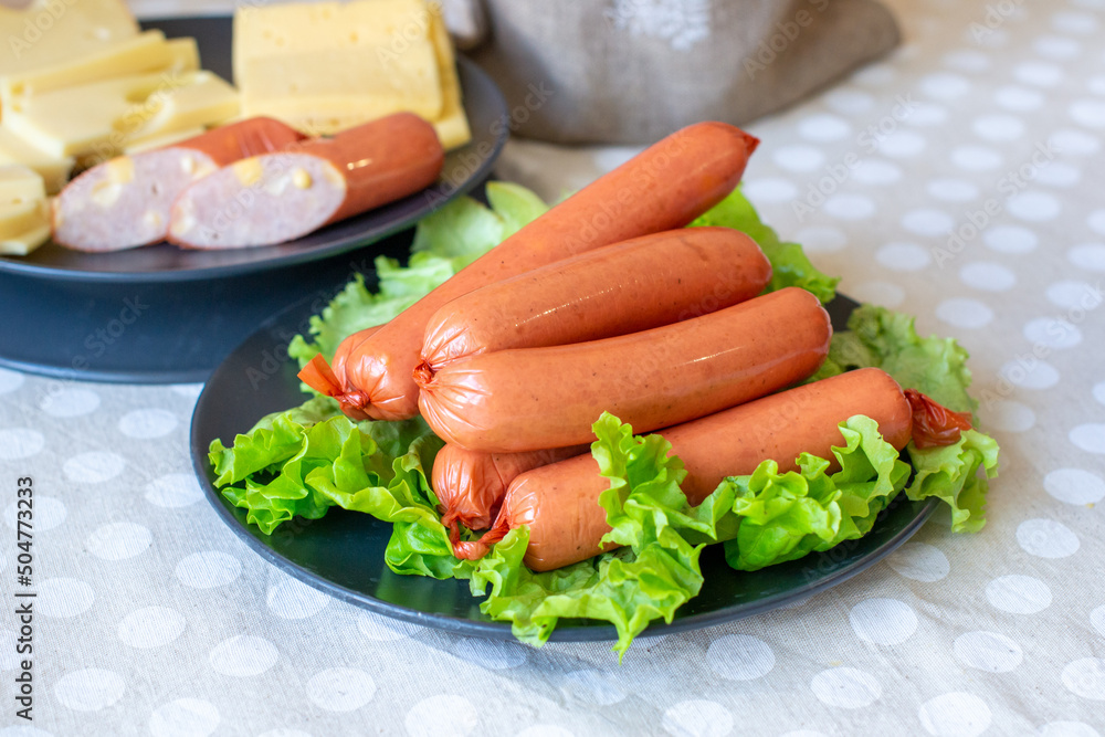 Ready-to-eat sausages Ready-to-eat sausages
