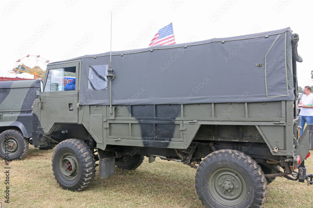 Obraz premium Vintage military truck
