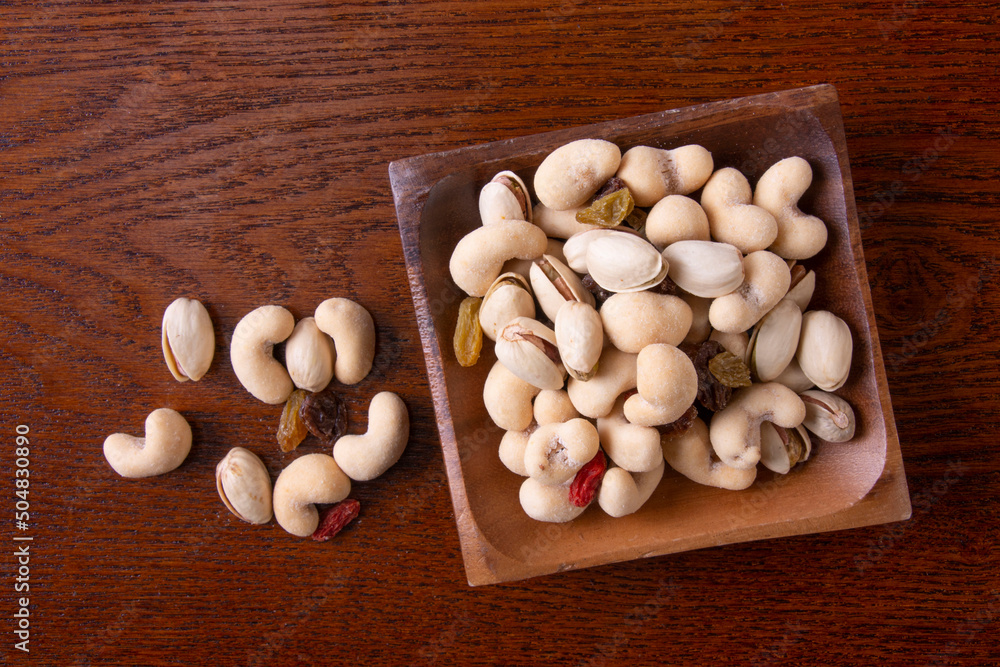 ナッツとドライフルーツ