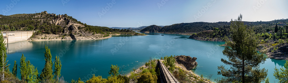 Entrepenas resorvoir pano