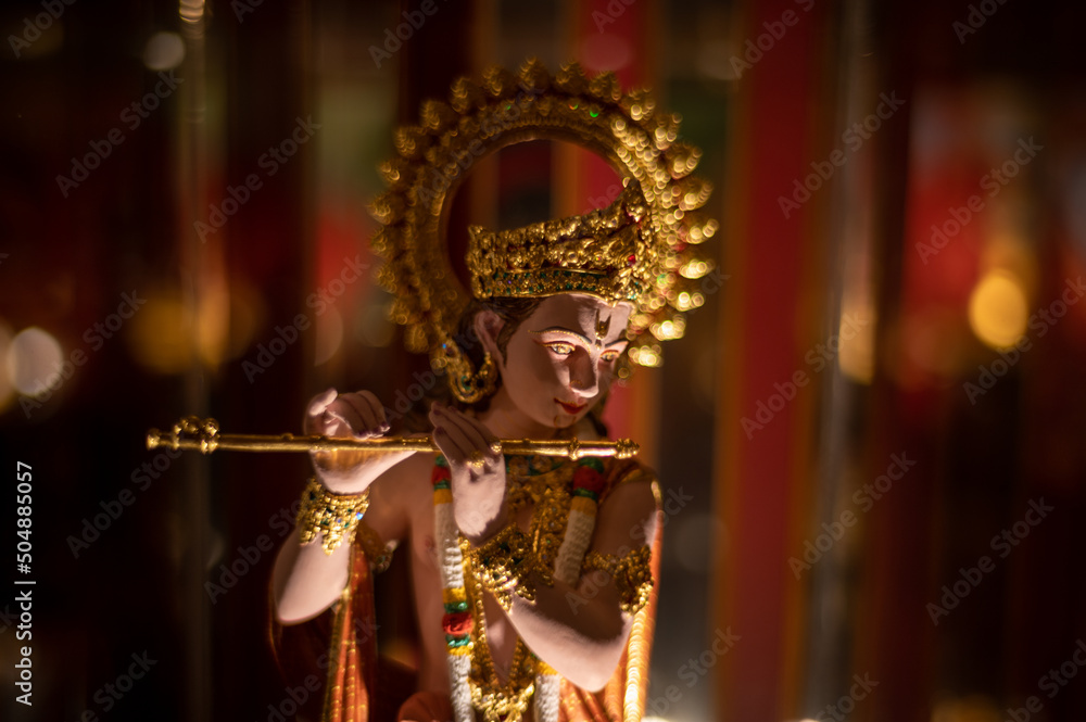 Fototapeta premium Bang Mot, Thung Khru, Bangkok 10140, 15 May, 2022 : Wat Bang Mot Sothararam - An old temple in the past, located in the middle of rice fields, suitable for worshiping monks and making merit.