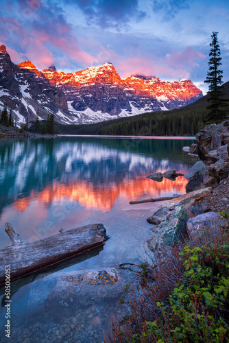 Sunrise at Moraine Lake in Banff National Park, Alberta, Canada