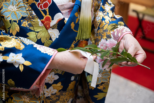 Where the bride is dedicated to Tamagushi