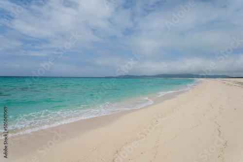 はての浜と呼ばれる砂しかない無人島 © y.tanaka