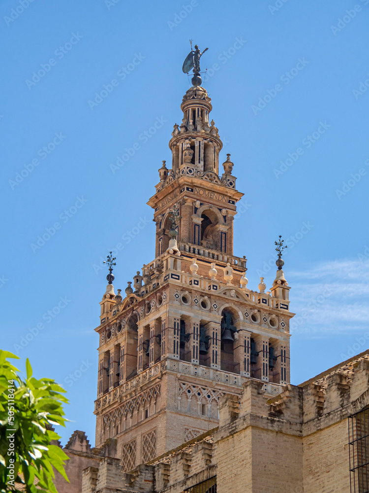 Giralda y Catedral de Sevilla / Giralda Tower and Cathedral in Seville