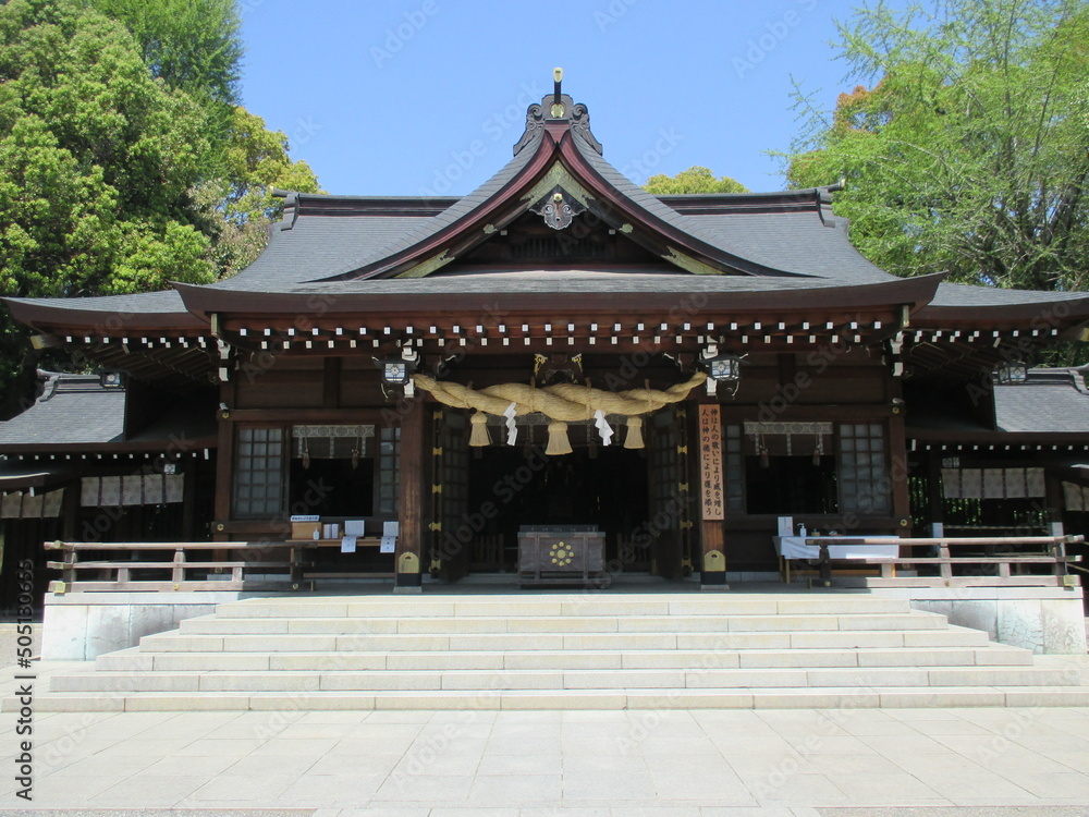 熊本市の水前寺成趣園にある出水神社の本殿