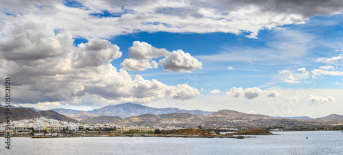 Obraz na płótnie Beautiful colorful little Greek town on an island on the way to Santorini. landscape panorama of Europe from above.. w salonie