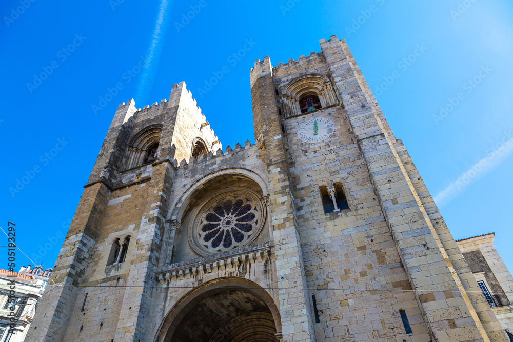 Lisbon Cathedral, Portugal - obrazy, fototapety, plakaty 