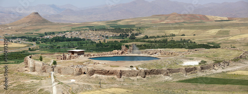Foto View of Takht-e Soleyman, Iran