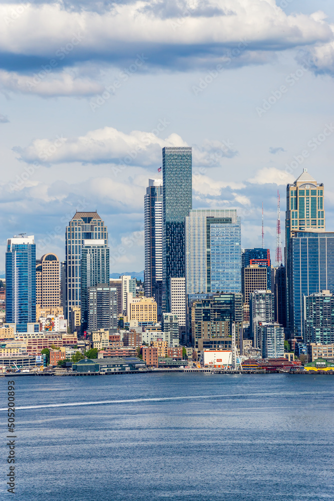 Fototapeta premium Waterfront And Seattle Skyline 4