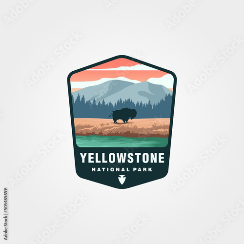 Photo yellowstone national park logo design, united states national park sticker patch