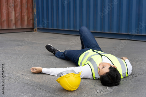 Obraz na plátně Worker Faint at the Container Warehouse