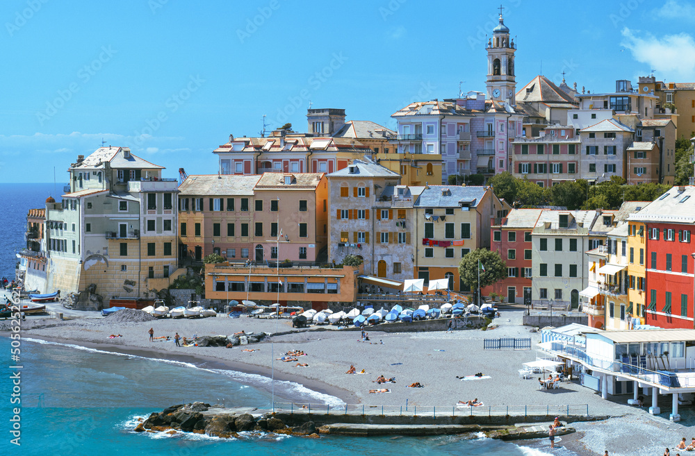 Φωτογραφία ancient village on the sea, famous holiday resort near Genoa