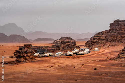 Valokuva Modern camping on Mars, Wadi Rum, Jordan