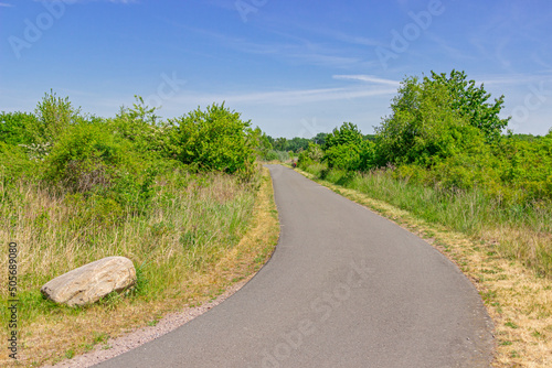 Radweg am Goitzschesee photo