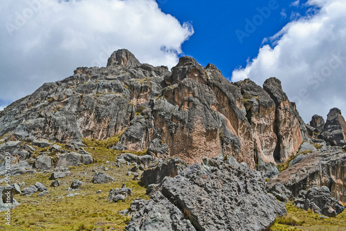 El Bosque de piedras de Huayllay está ubicado en el distrito de Huayllay, provincia y departamento de Pasco, Perú tiene una extensión de 6000 ha.1​ Está protegido desde 1974 por el establecimiento del photo