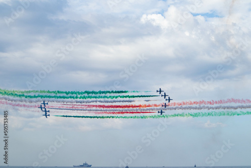 Esibizione delle Frecce Tricolore in onore di San Nicola, città di Bari, Puglia photo