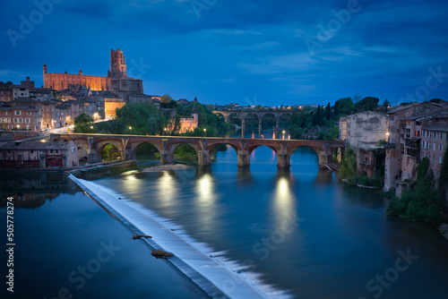 Albi & Blue Hour © lhboucault