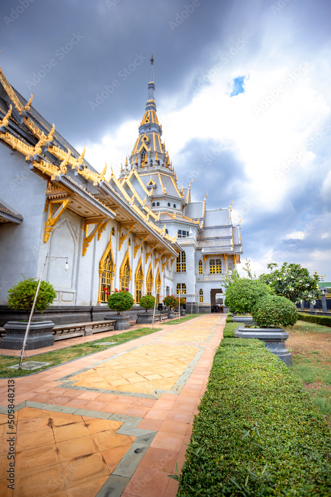 Obraz premium Wat Sothon Wararam Woraviharn Thailand 