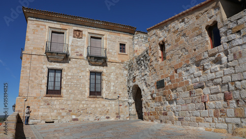Arco Episcopal y palacio episcopal, Zamora, Castilla y León, España
