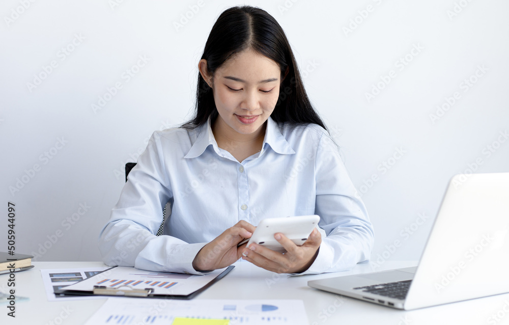 Marketing staff are analyzing the company's revenue data to prepare to adjust the marketing plan to match with current economic conditions, Improving the company's marketing plan. Marketing staff are analyzing the company's revenue data to prepare to adjust the marketing plan to match with current economic conditions, Improving the company's marketing plan.