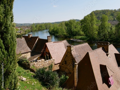 Rivière Dodogne à la Roque-Gageac en Dordogne dans le Périgord noir photo