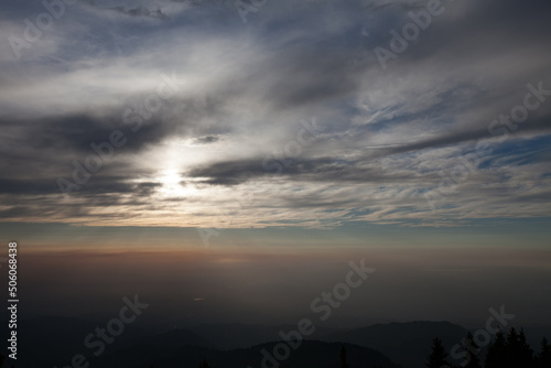 Fototapeta Naklejka Na Ścianę i Meble -  Gray sky in the mountains, sunset sky