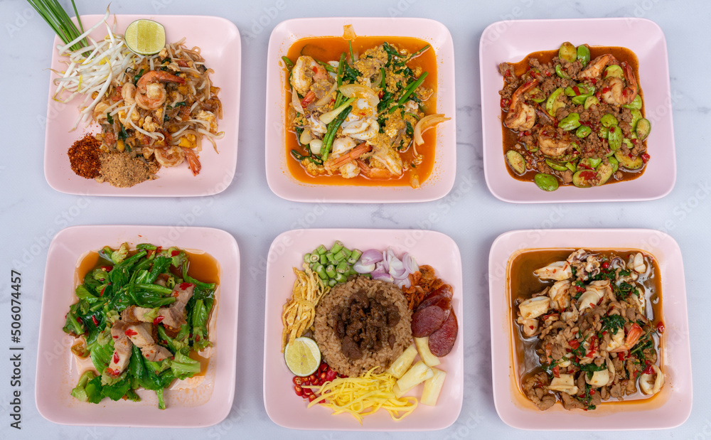 Thai Mixed Curries with Rice - อาหารไทย Thai Mixed Curries with Rice - อาหารไทย