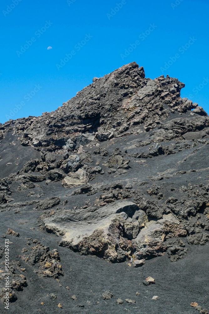 Etna rocks