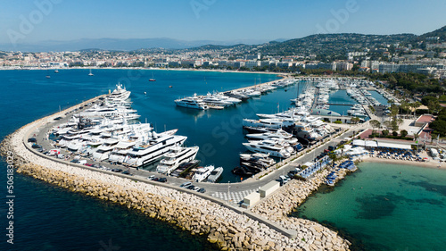 Obraz na płótnie Aerial view at Cannes on a sunny afternoon w salonie