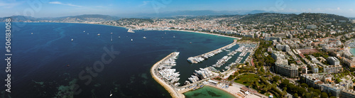 Obraz na płótnie Aerial view at Cannes on a sunny afternoon w salonie