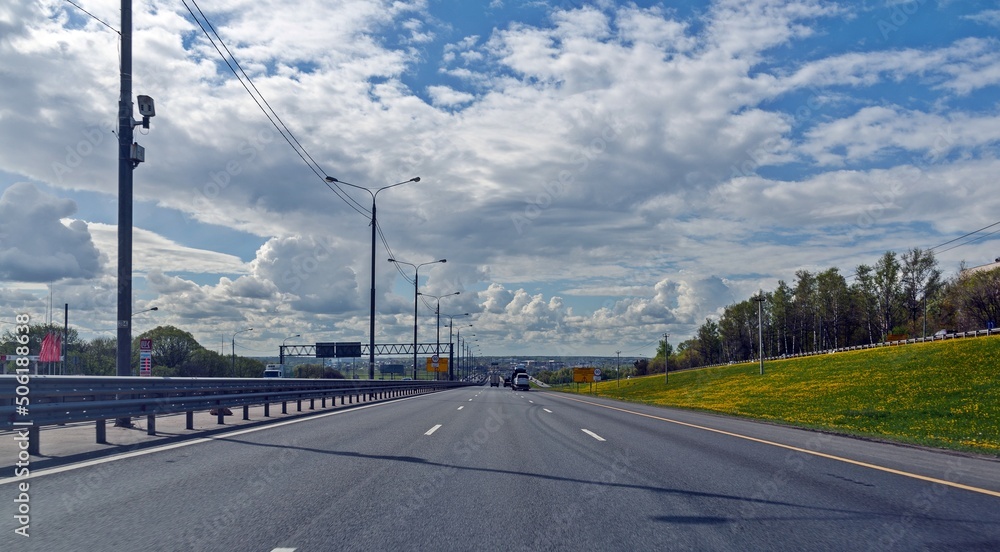 Roads are free in the morning on May 15, 2022 Moscow