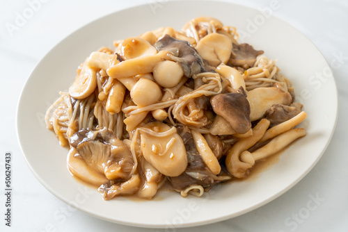 Stir fried mixed mushroom with oyster sauce