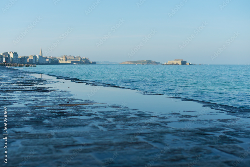 flaque d'eau Saint-Malo