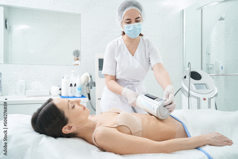 Obraz premium woman receives spa treatment