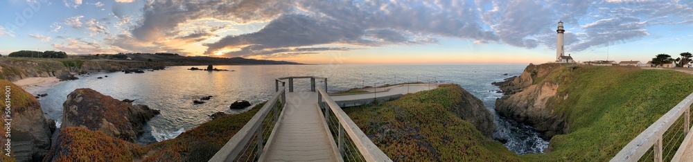 Fototapeta premium During October near the Big Sur