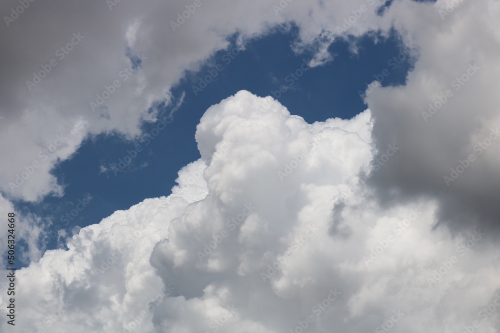 Obraz premium blue sky with clouds