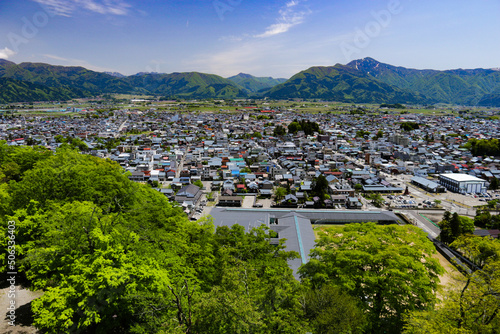 越前大野市　天空の城　越前大野城天守からの絶景　百名山荒島岳